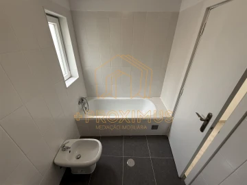 Apartamento T4 para Venda em Tavarede