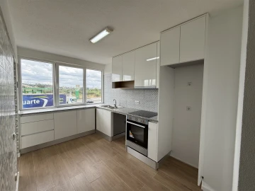 Apartamento T4 para Venda em Tavarede