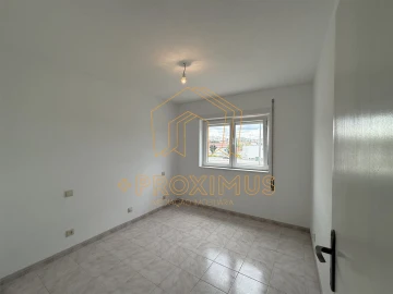 Apartamento T4 para Venda em Tavarede