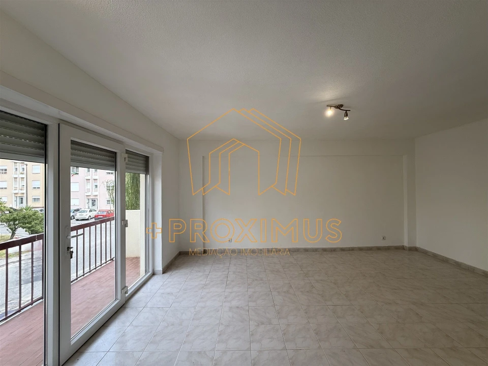 Apartamento T4 para Venda em Tavarede Foto 7