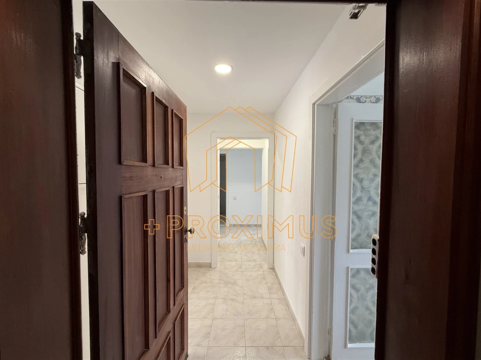 Apartamento T4 para Venda em Tavarede Foto 1