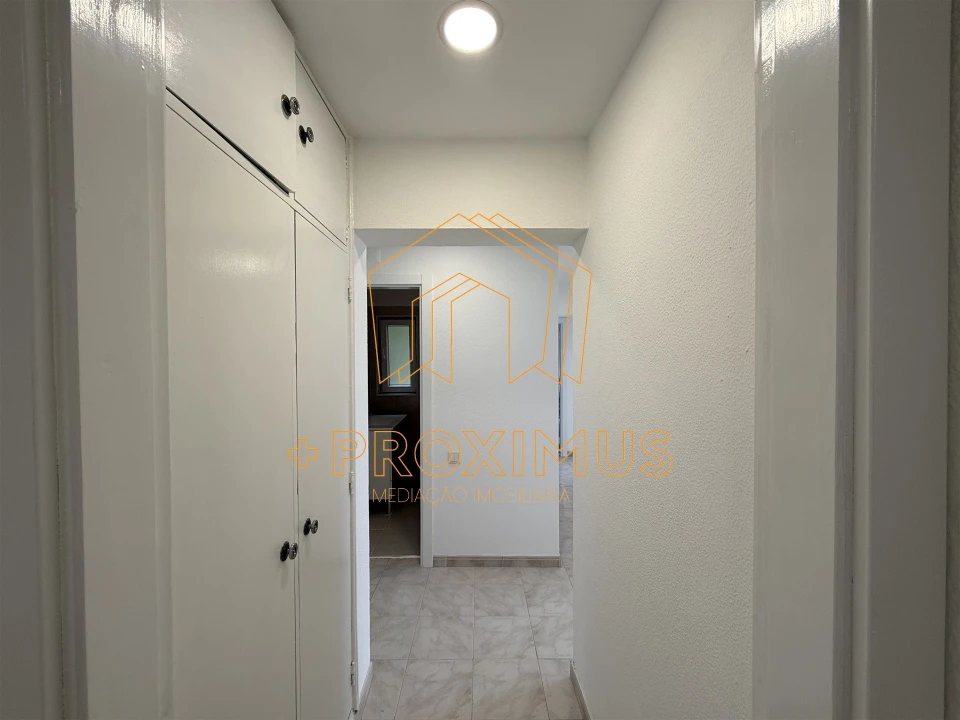 Apartamento T4 para Venda em Tavarede Foto 16