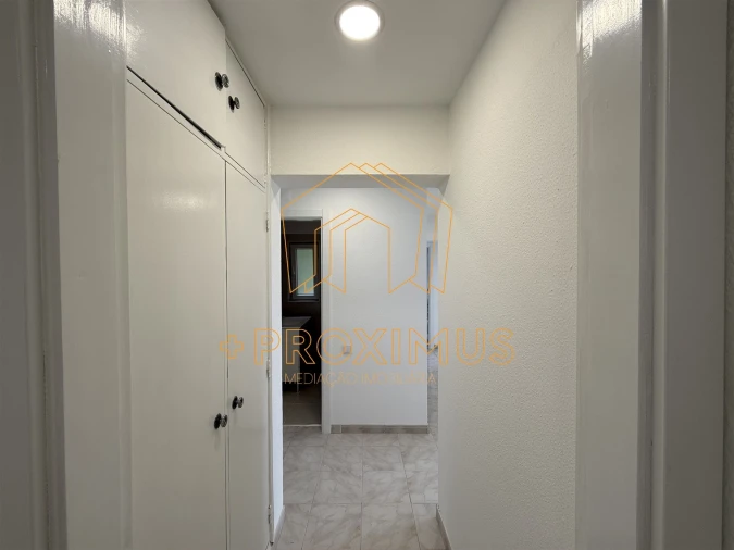 Apartamento T4 para Venda em Tavarede Foto 16