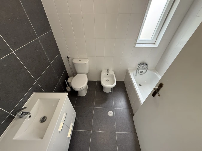 Apartamento T4 para Venda em Tavarede Foto 32
