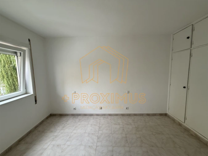 Apartamento T4 para Venda em Tavarede Foto 18