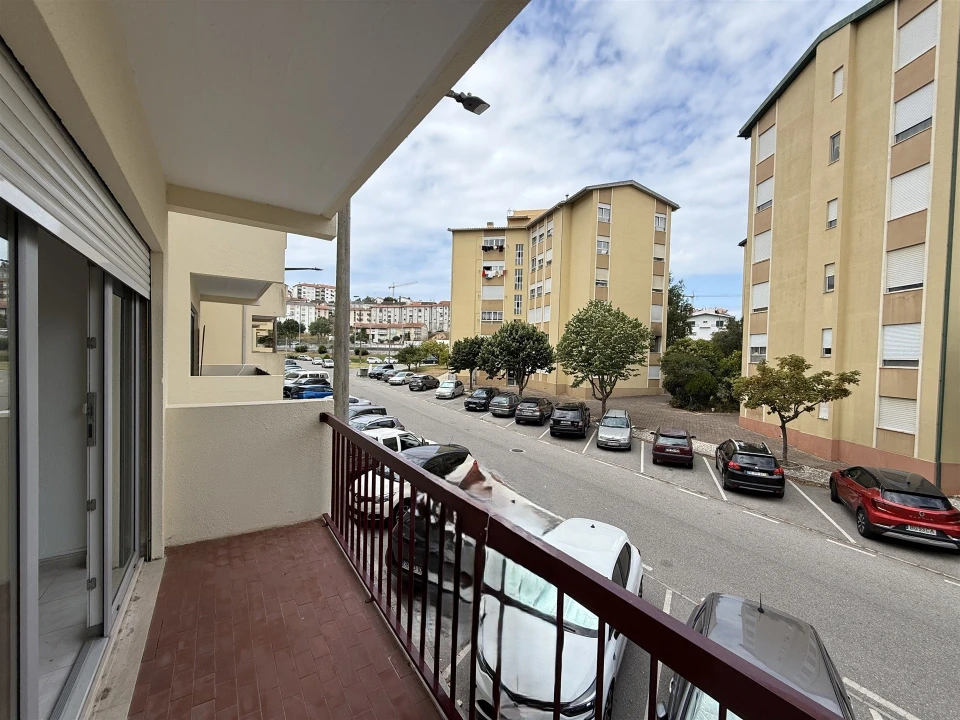 Apartamento T4 para Venda em Tavarede Foto 7