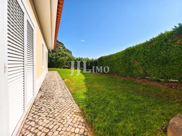 Moradia T3 para Venda em Alcabideche