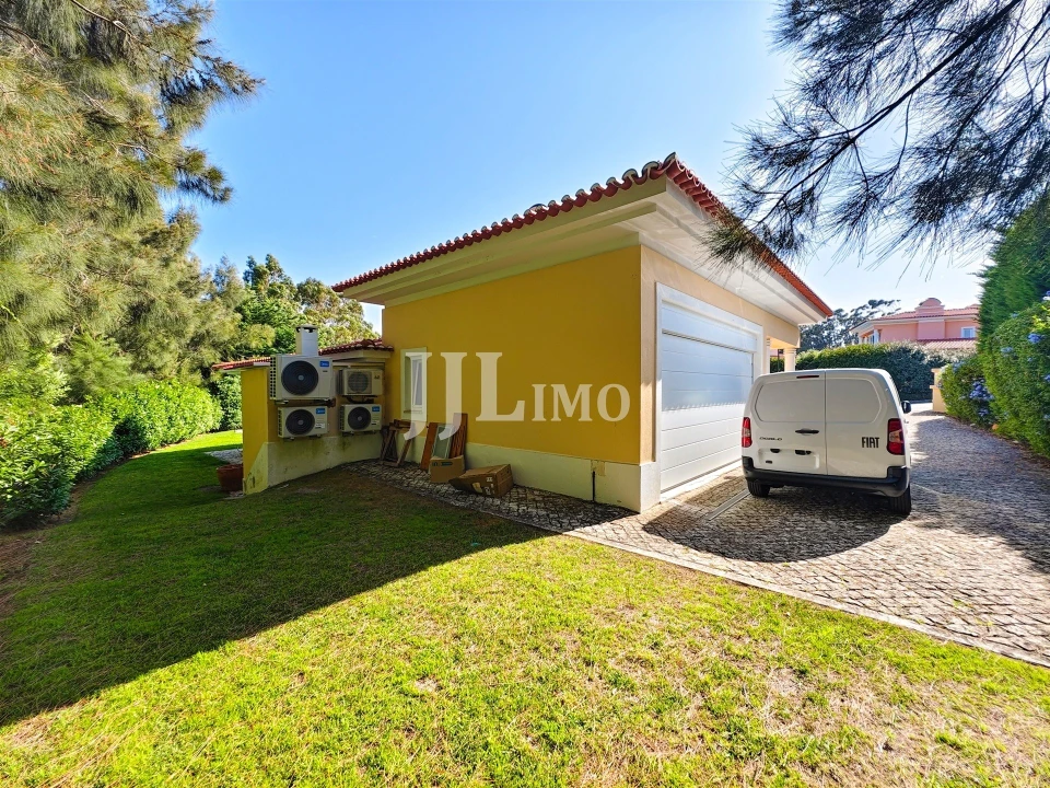 Moradia T3 para Venda em Alcabideche Foto 39
