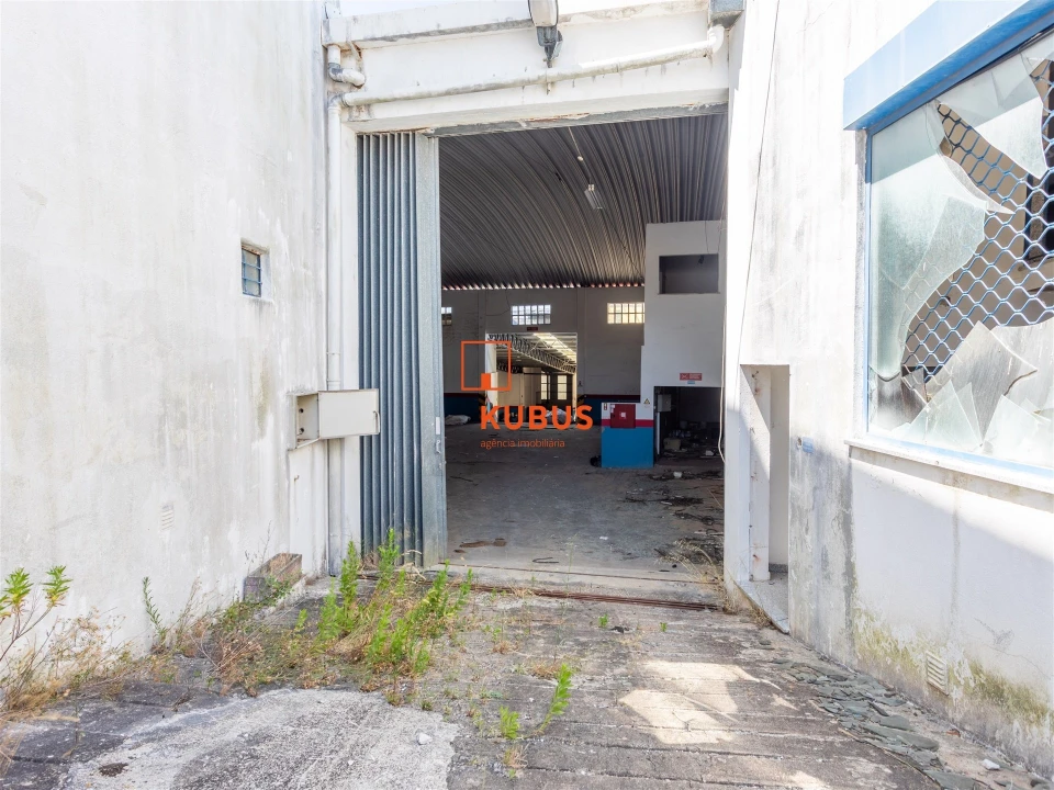 Armazém para Venda em Alcanena e Vila Moreira Foto 13