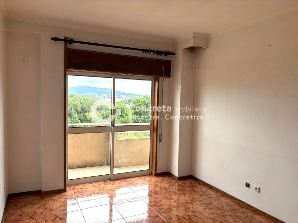 Apartamento T2 para Venda em Arcozelo Foto 5