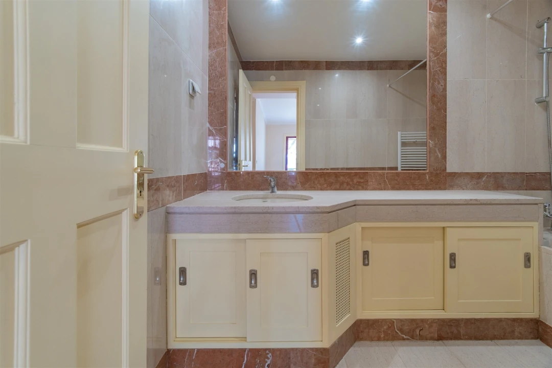 Apartamento T2 para Arrendamento em Cascais e Estoril Foto 33