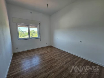 Moradia T3 para Venda em Mundão