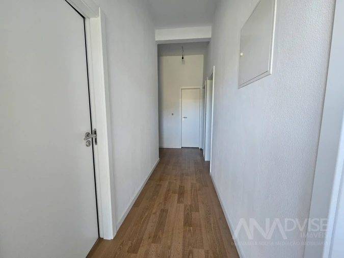 Moradia T3 para Venda em Mundão Foto 13