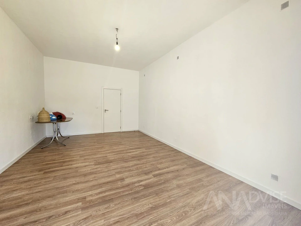 Moradia T3 para Venda em Mundão Foto 2
