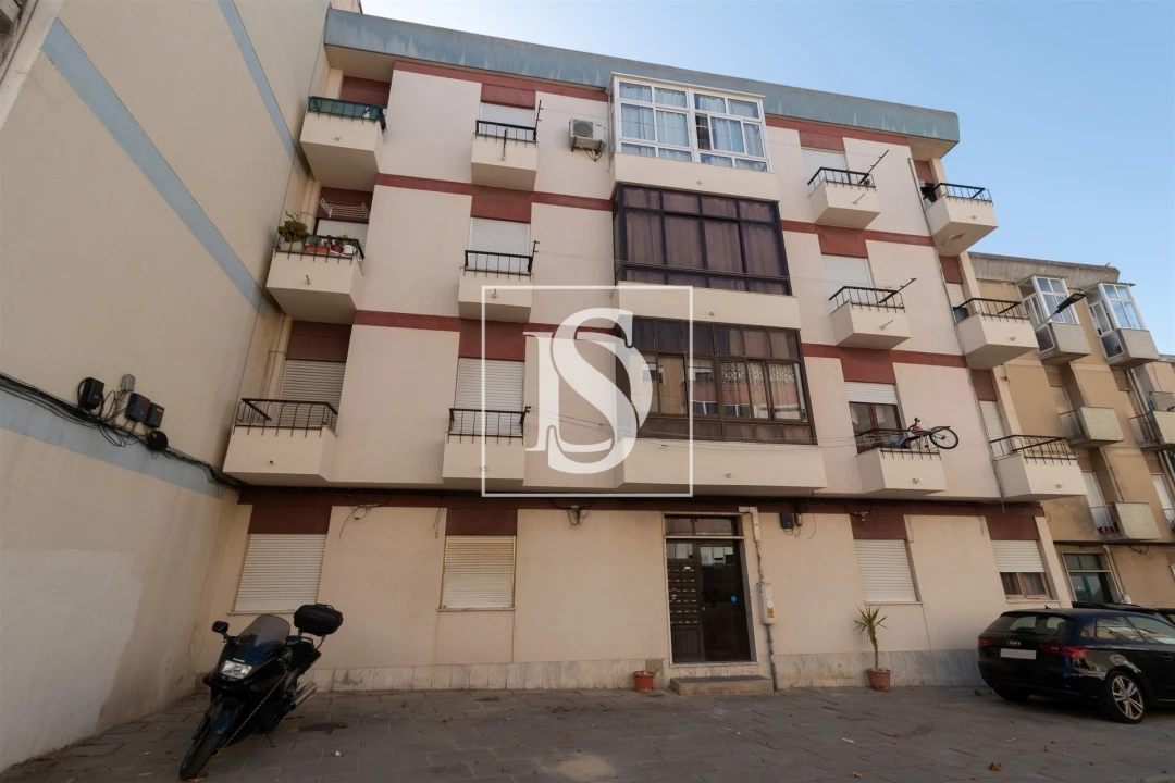 Apartamento T2 para Arrendamento em Alto do Seixalinho, Santo André e Verderena Foto 1