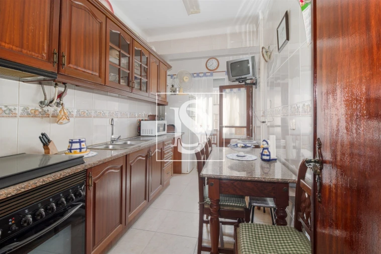 Apartamento T2 para Arrendamento em Alto do Seixalinho, Santo André e Verderena Foto 2