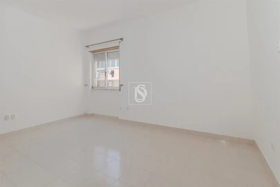 Apartamento T4 para Venda em Alto do Seixalinho, Santo André e Verderena