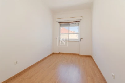 Apartamento T4 para Venda em Alto do Seixalinho, Santo André e Verderena
