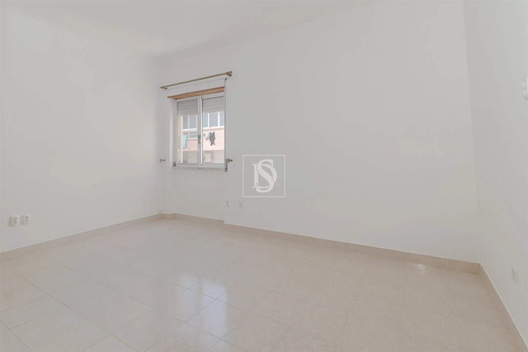 Apartamento T4 para Venda em Alto do Seixalinho, Santo André e Verderena Foto 3