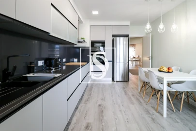 Apartamento T3 para Venda em Lagoa e Carvoeiro