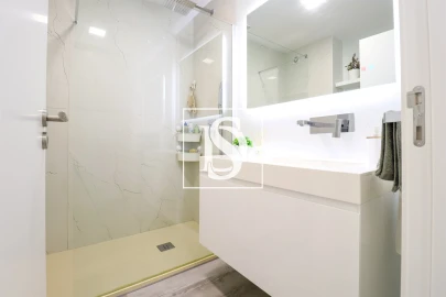 Apartamento T3 para Venda em Lagoa e Carvoeiro