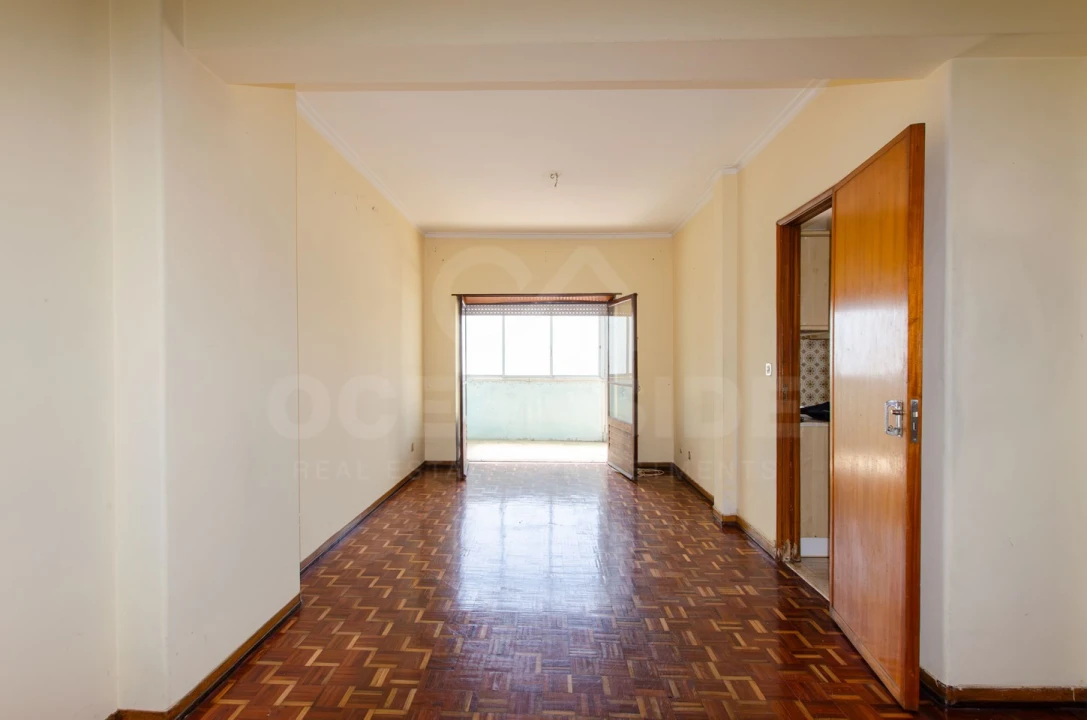 Apartamento T2 para Venda em Almada, Cova da Piedade, Pragal e Cacilhas Foto 2