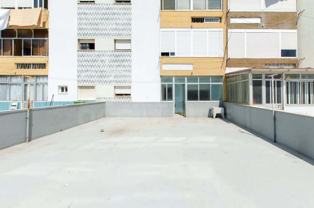 Apartamento T2 para Venda em Almada, Cova da Piedade, Pragal e Cacilhas Foto 29