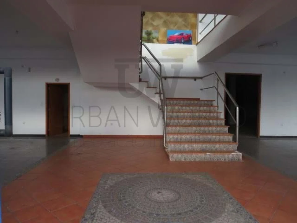 Armazém para Venda em Quinta do Anjo Foto 11