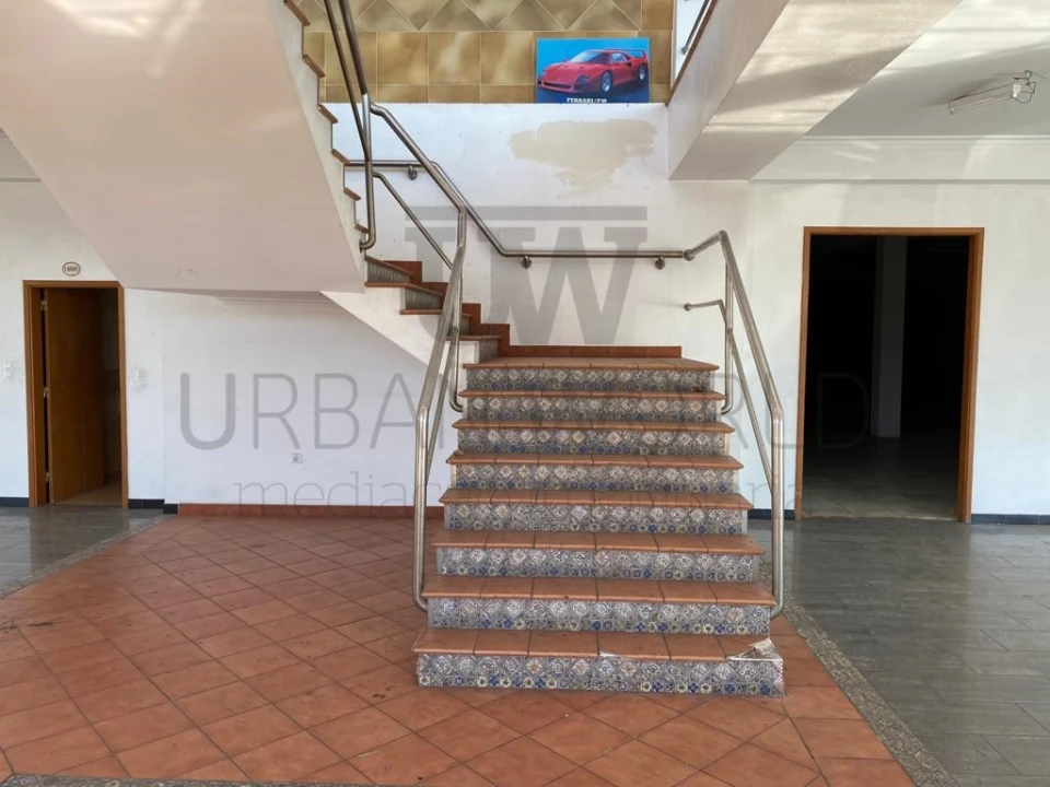Armazém para Venda em Quinta do Anjo Foto 18