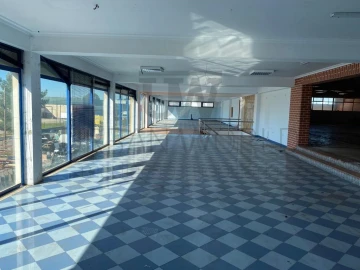 Armazém para Venda em Quinta do Anjo