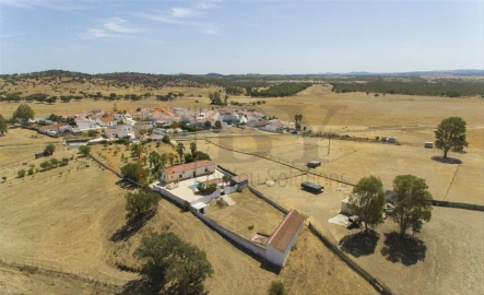 Quinta T2 para Venda em Santana de Cambas