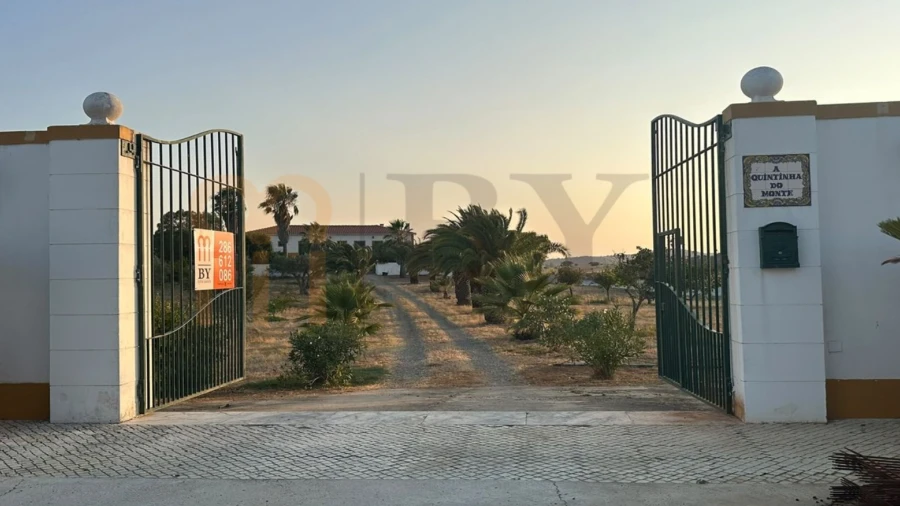 Quinta T2 para Venda em Santana de Cambas
