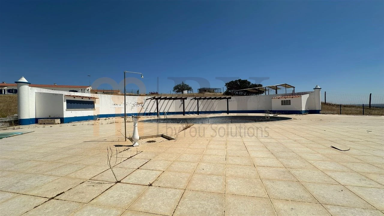 Quinta T3 para Venda em Mertola Foto 29