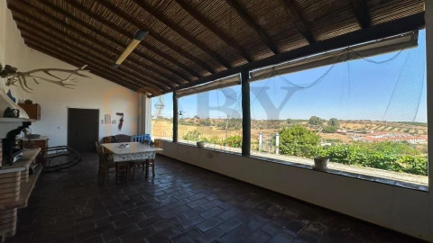 Quinta T3 para Venda em Mertola