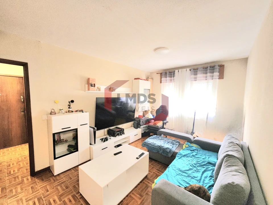 Apartamento T1 para Venda em Avintes Foto 14