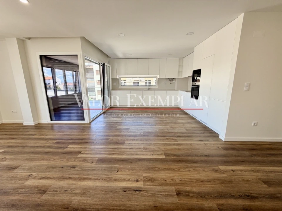 Apartamento T3 para Venda em Montijo e Afonsoeiro Foto 1