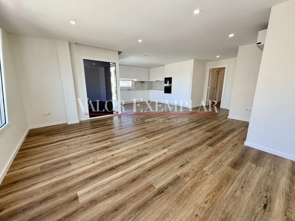 Apartamento T3 para Venda em Montijo e Afonsoeiro Foto 2