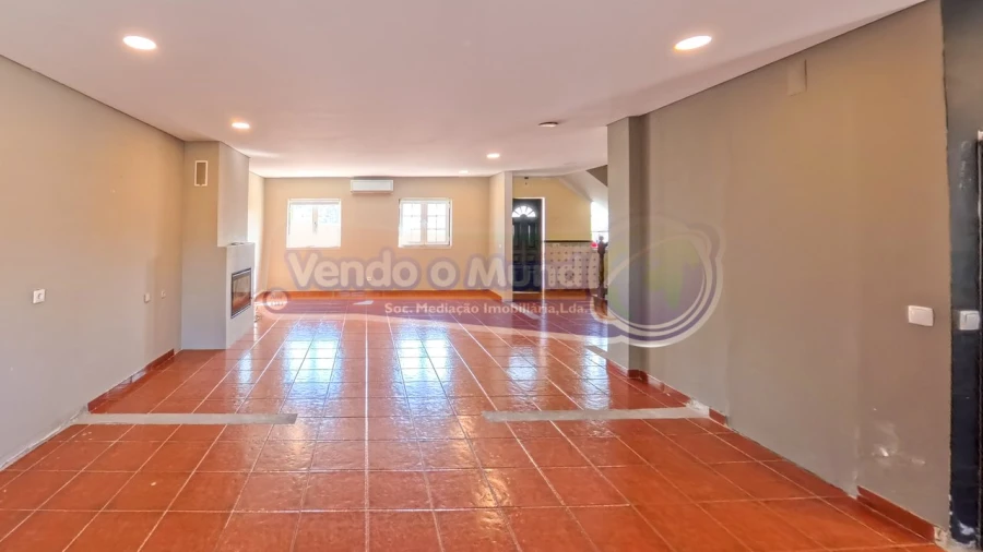 Moradia T4 para Venda em Samora Correia Foto 6