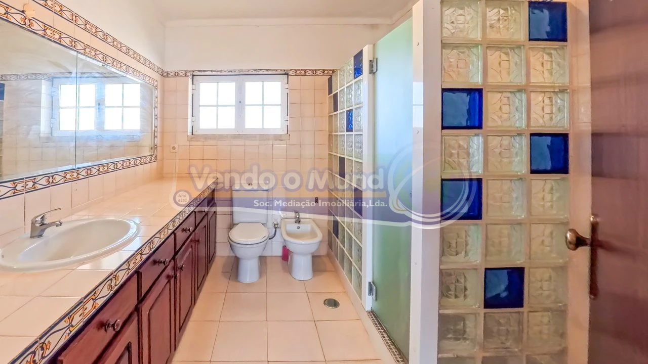Moradia T4 para Venda em Samora Correia Foto 18
