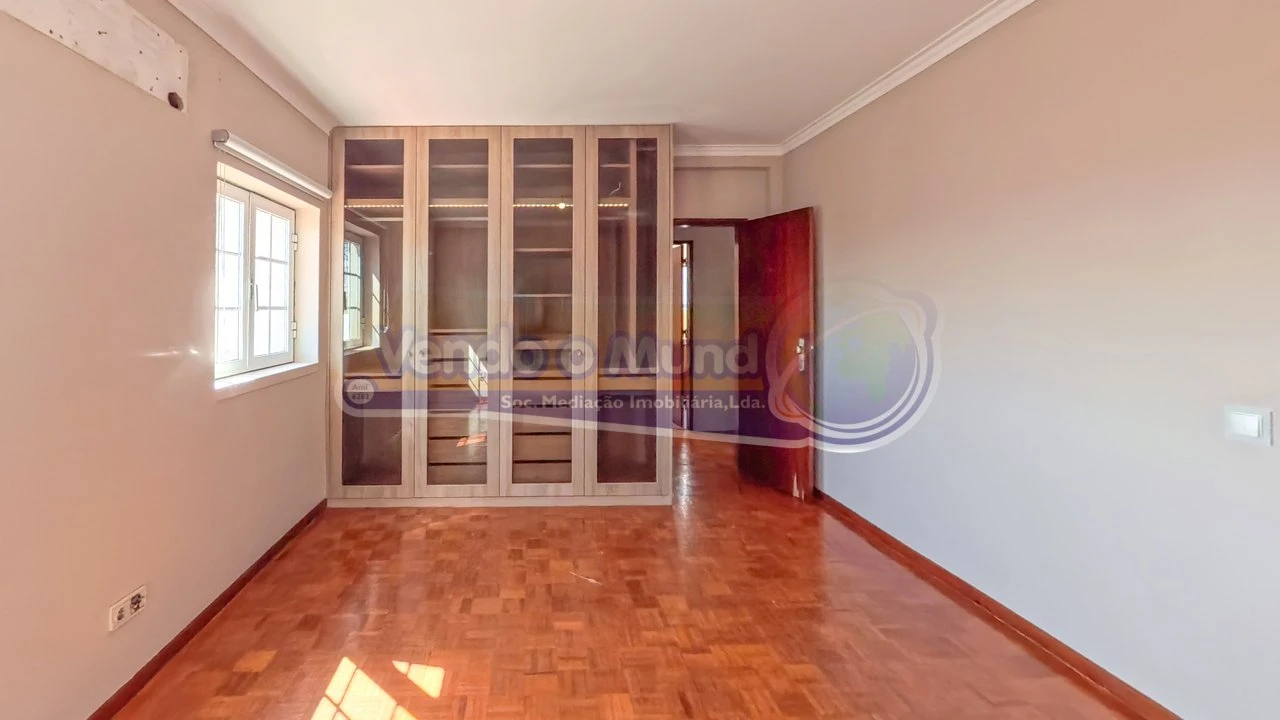 Moradia T4 para Venda em Samora Correia Foto 17
