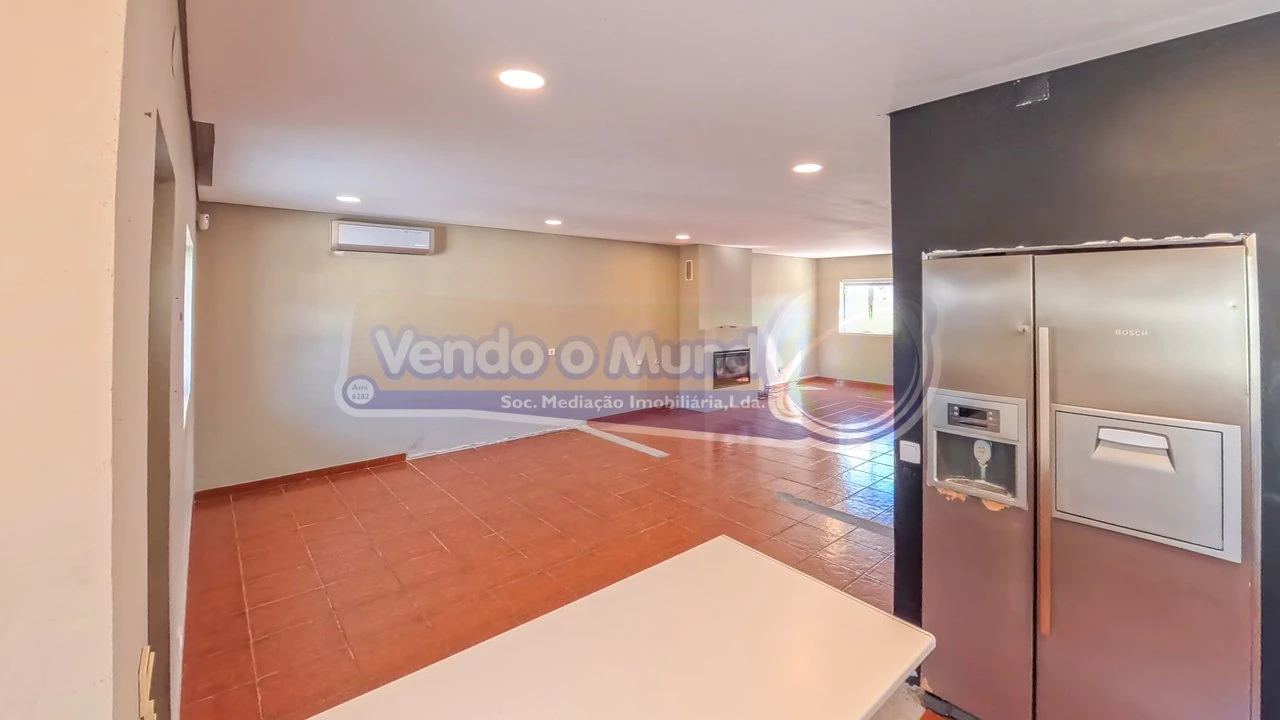 Moradia T4 para Venda em Samora Correia Foto 7
