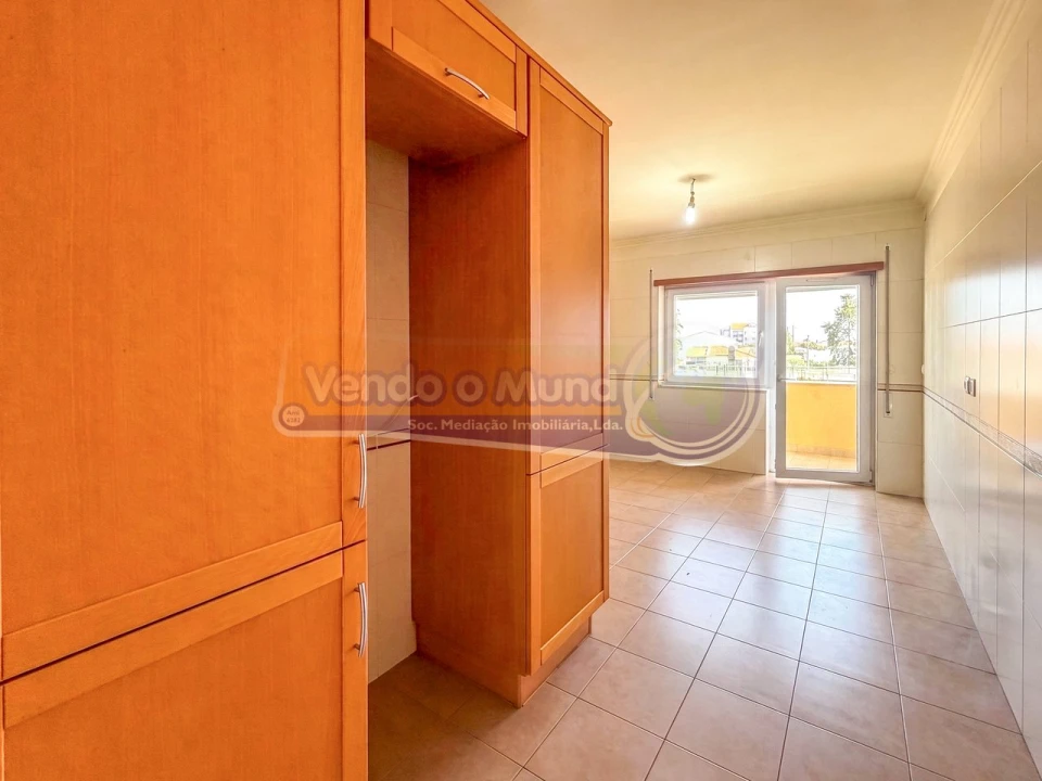 Apartamento T3 para Venda em Samora Correia Foto 6