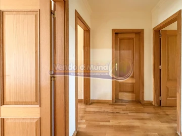 Apartamento T3 para Venda em Samora Correia
