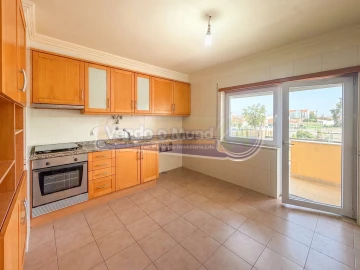 Apartamento T3 para Venda em Samora Correia