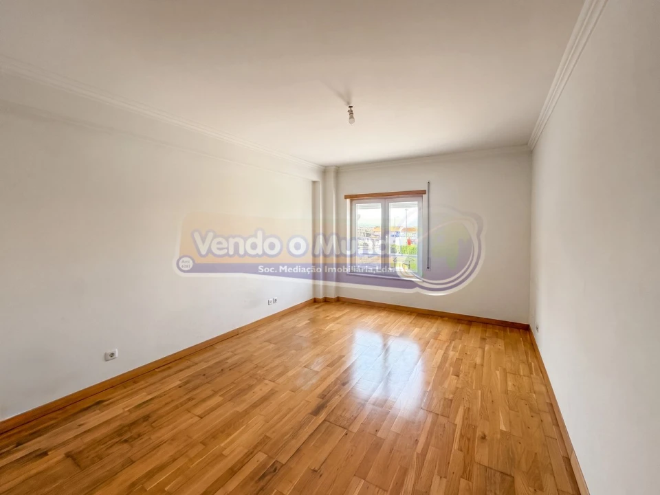 Apartamento T3 para Venda em Samora Correia Foto 17