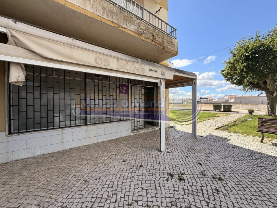 Loja para Venda em Samora Correia Foto 3