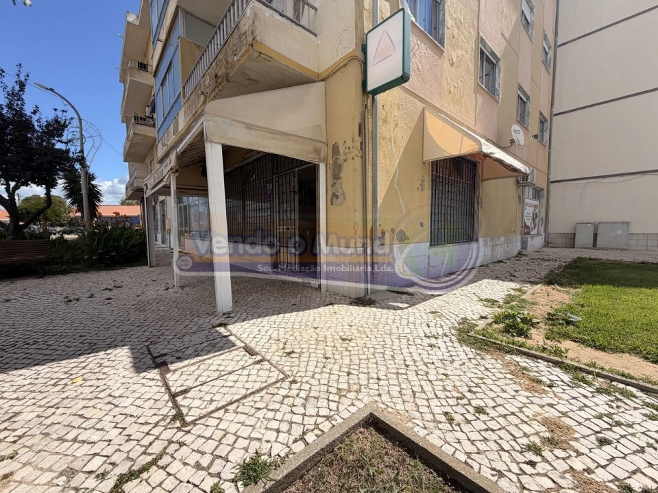 Loja para Venda em Samora Correia Foto 4