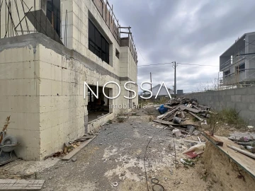 Moradia T4 para Venda em Almargem do Bispo, Pêro Pinheiro e Montelavar
