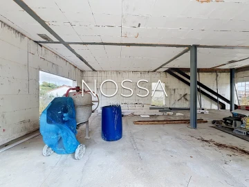 Moradia T4 para Venda em Almargem do Bispo, Pêro Pinheiro e Montelavar