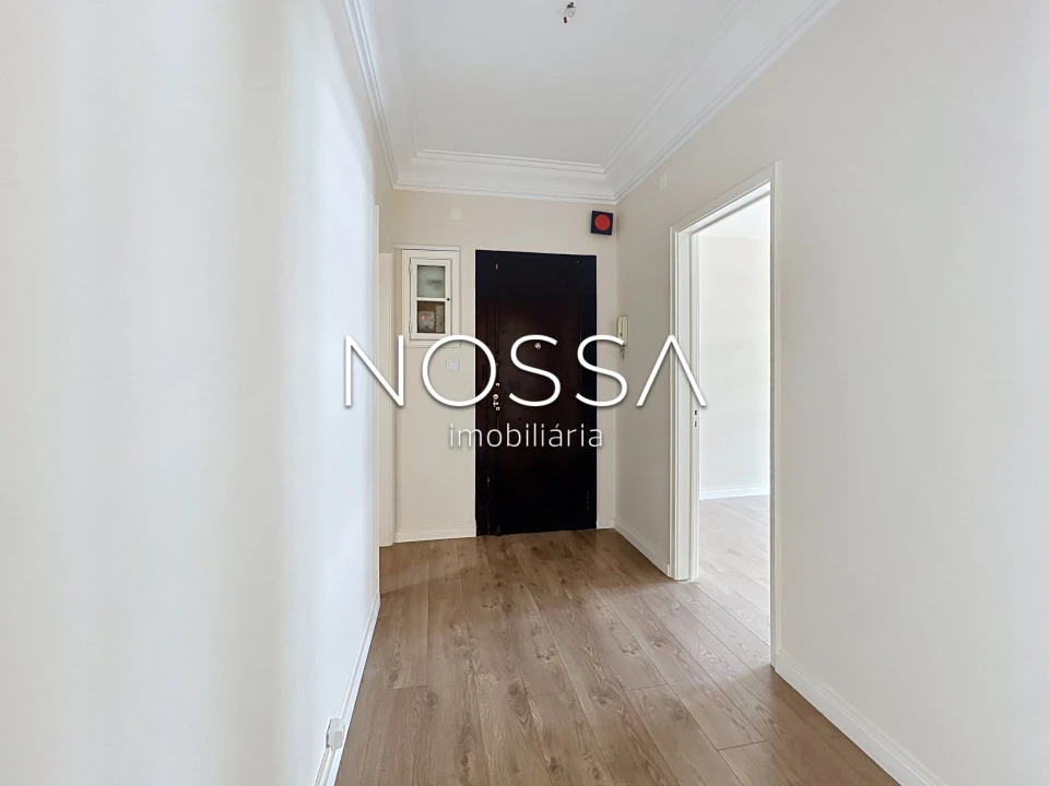 Apartamento T4 para Venda em Campolide Foto 14
